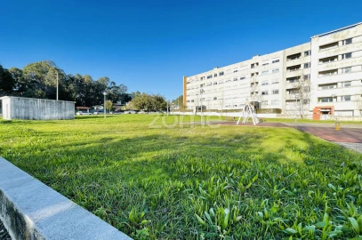 Terreno para Venda em Castêlo da Maia