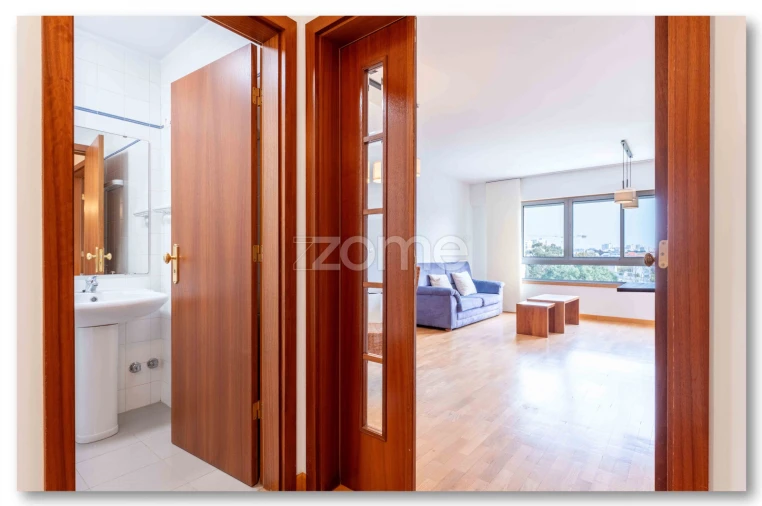 Apartamento T2 para Arrendamento em Aldoar, Foz do Douro e Nevogilde Foto 9