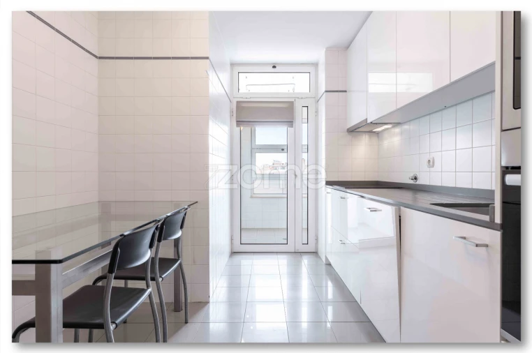 Apartamento T2 para Arrendamento em Aldoar, Foz do Douro e Nevogilde Foto 19