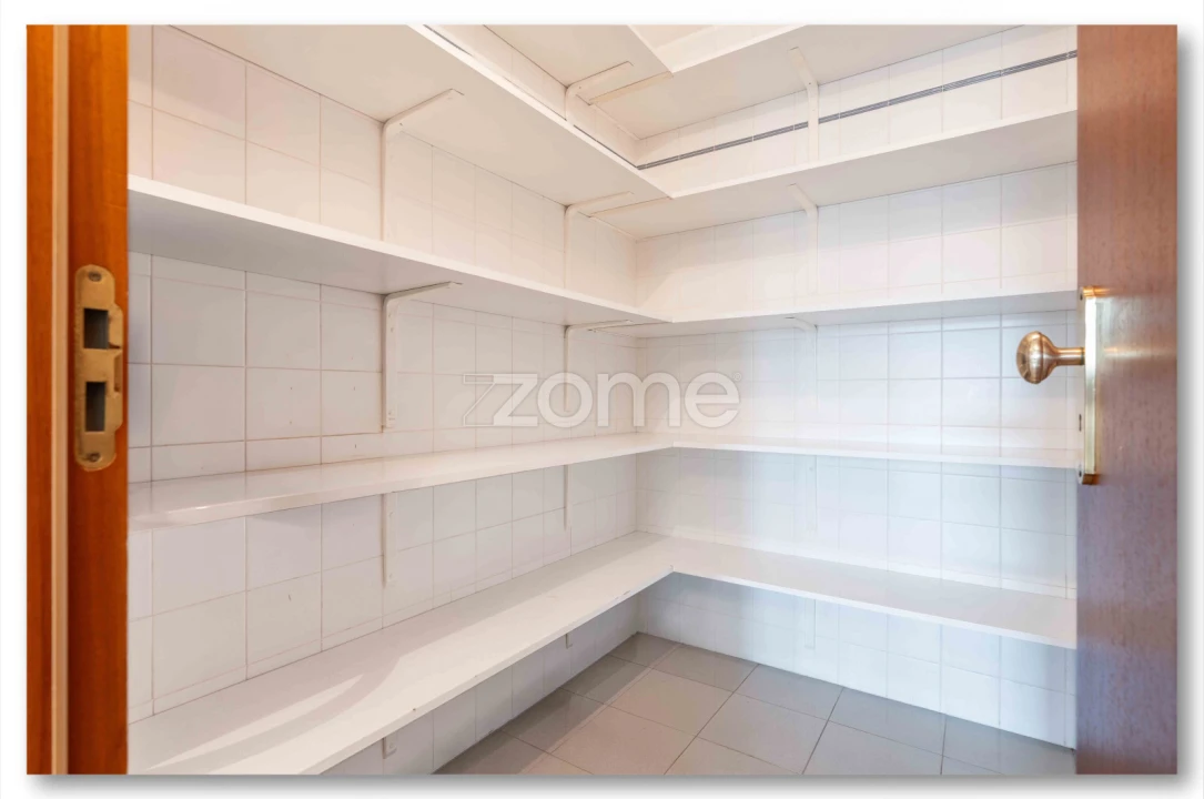 Apartamento T2 para Arrendamento em Aldoar, Foz do Douro e Nevogilde Foto 22