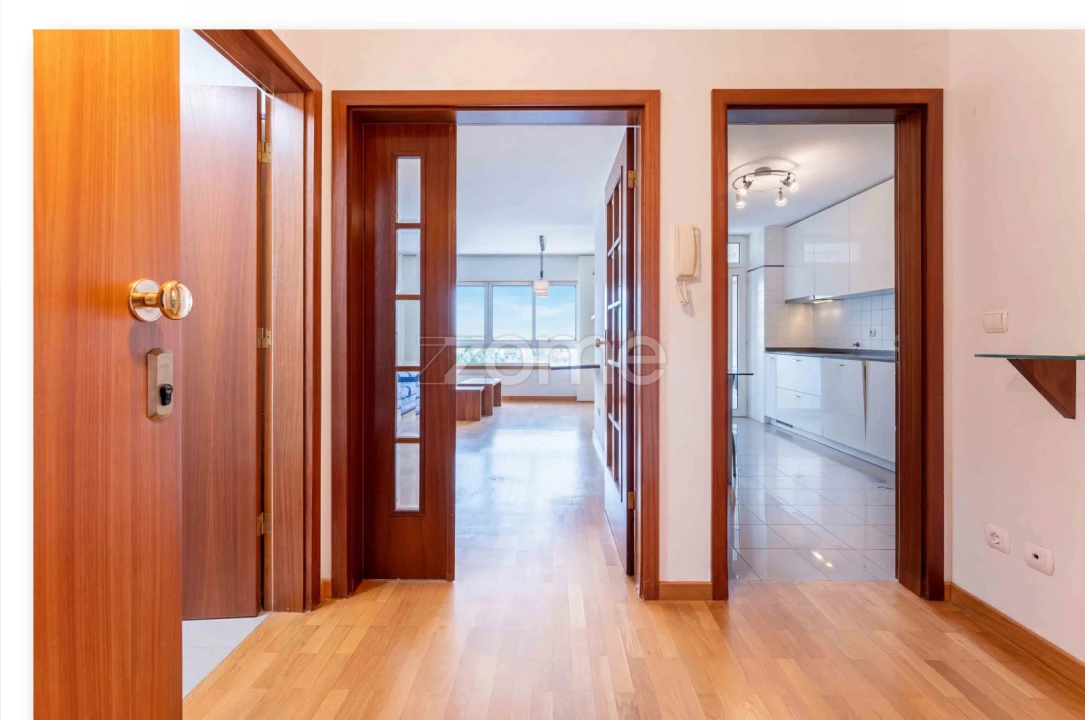 Apartamento T2 para Arrendamento em Aldoar, Foz do Douro e Nevogilde Foto 8