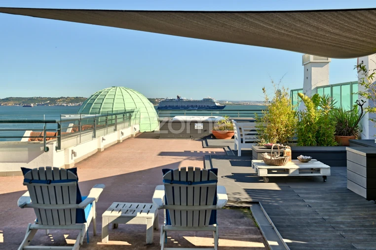 Apartamento T3 para Arrendamento em Oeiras e São Julião da Barra, Paço de Arcos e Caxias Foto 12