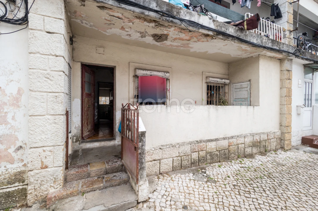 Apartamento T2 para Venda em Pontinha e Famões Foto 7