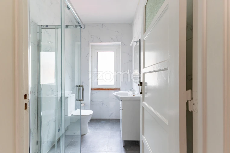 Apartamento T2 para Venda em Queluz e Belas Foto 11