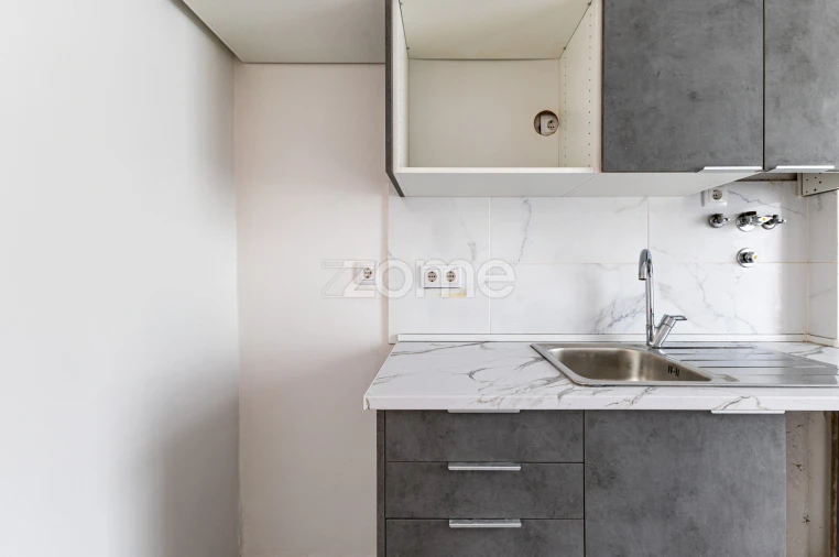 Apartamento T2 para Venda em Queluz e Belas Foto 16