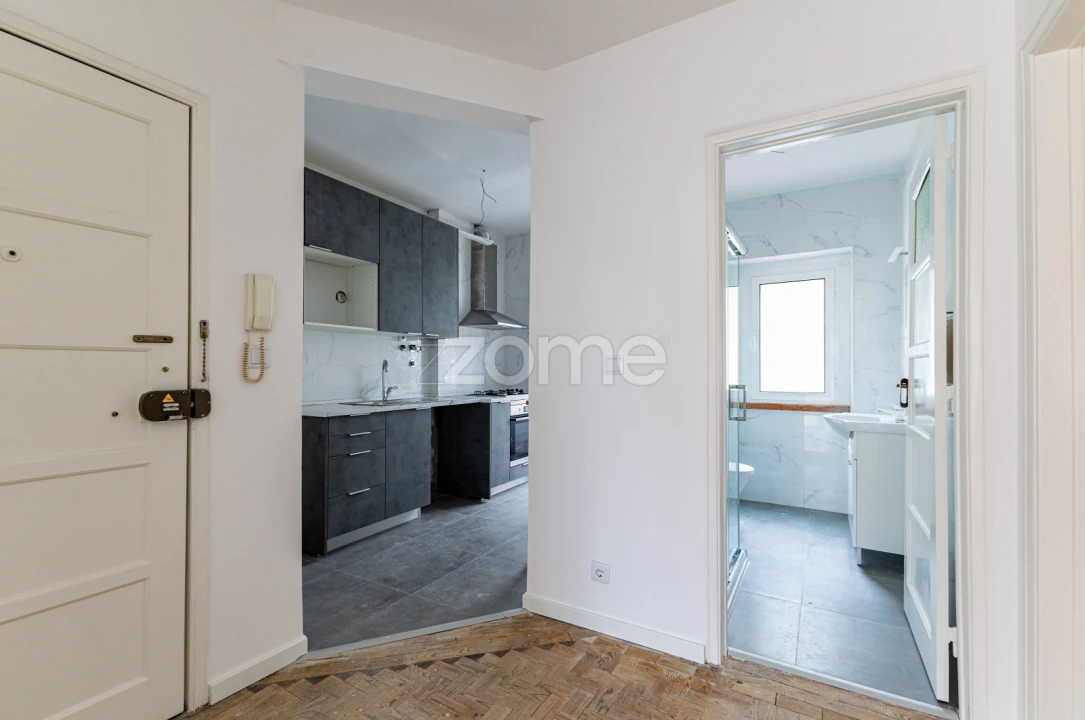 Apartamento T2 para Venda em Queluz e Belas Foto 13