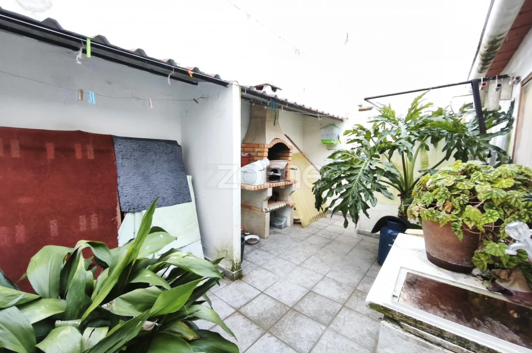 Moradia T3 para Venda em Benavente Foto 38