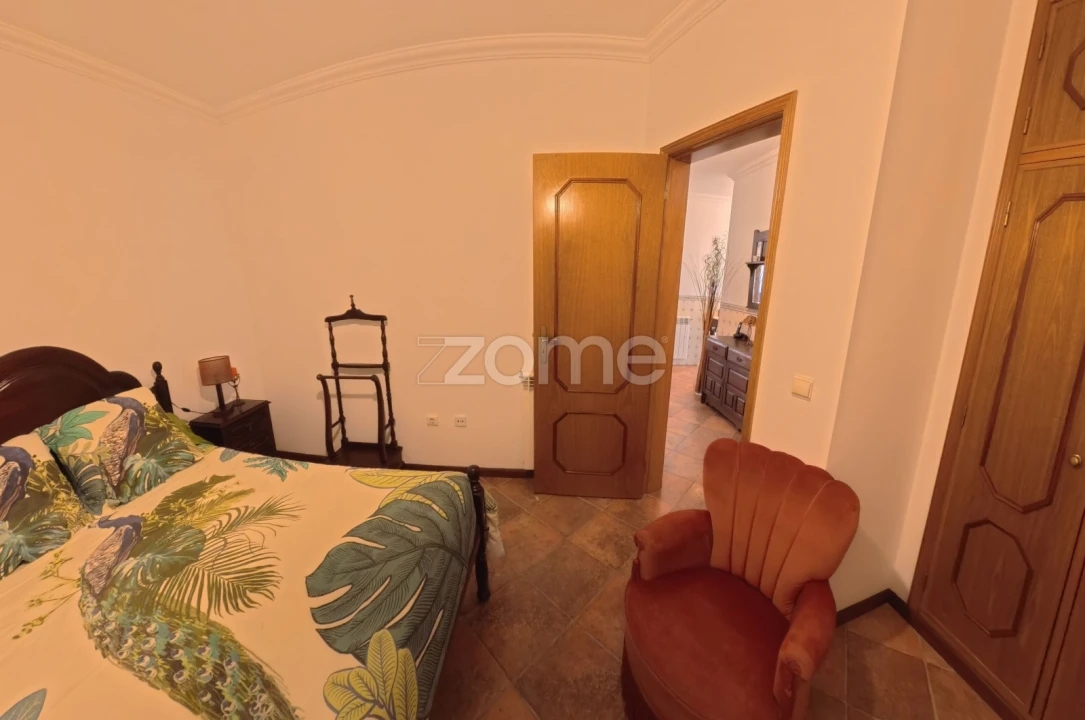 Apartamento T3 para Venda em Nazare Foto 21