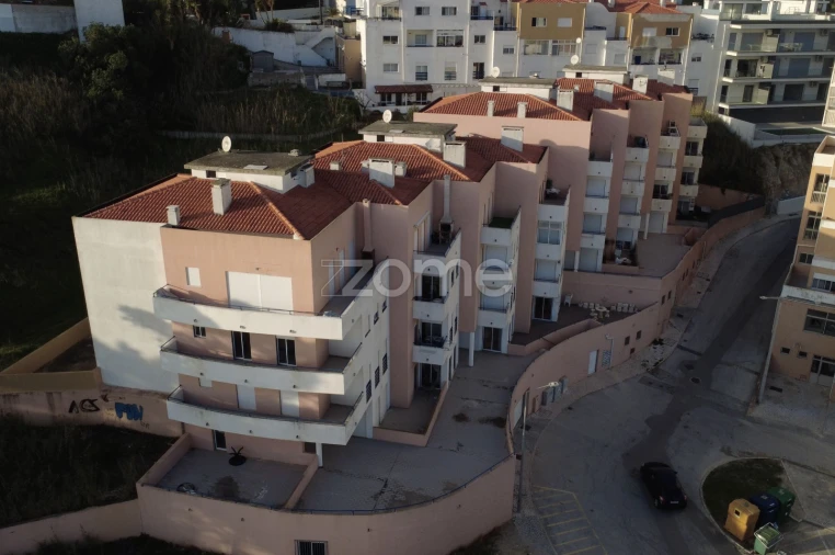 Apartamento T3 para Venda em Nazare Foto 3