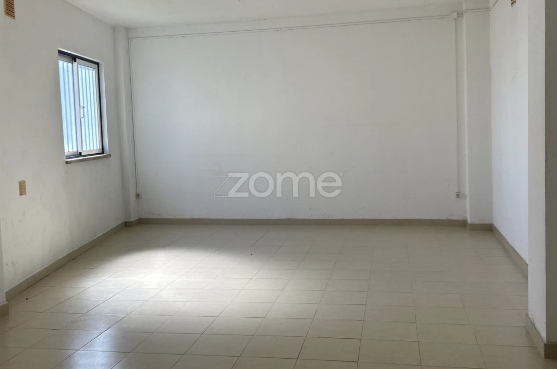 Apartamento T3 para Venda em Nazare Foto 35