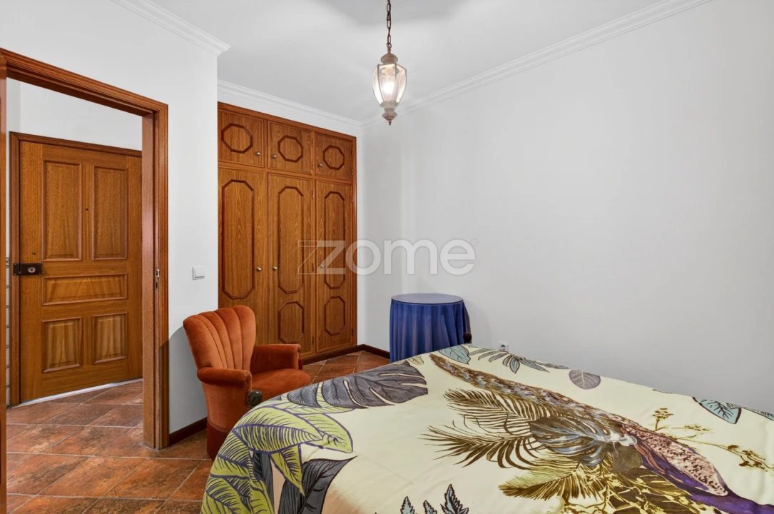 Apartamento T3 para Venda em Nazare Foto 11