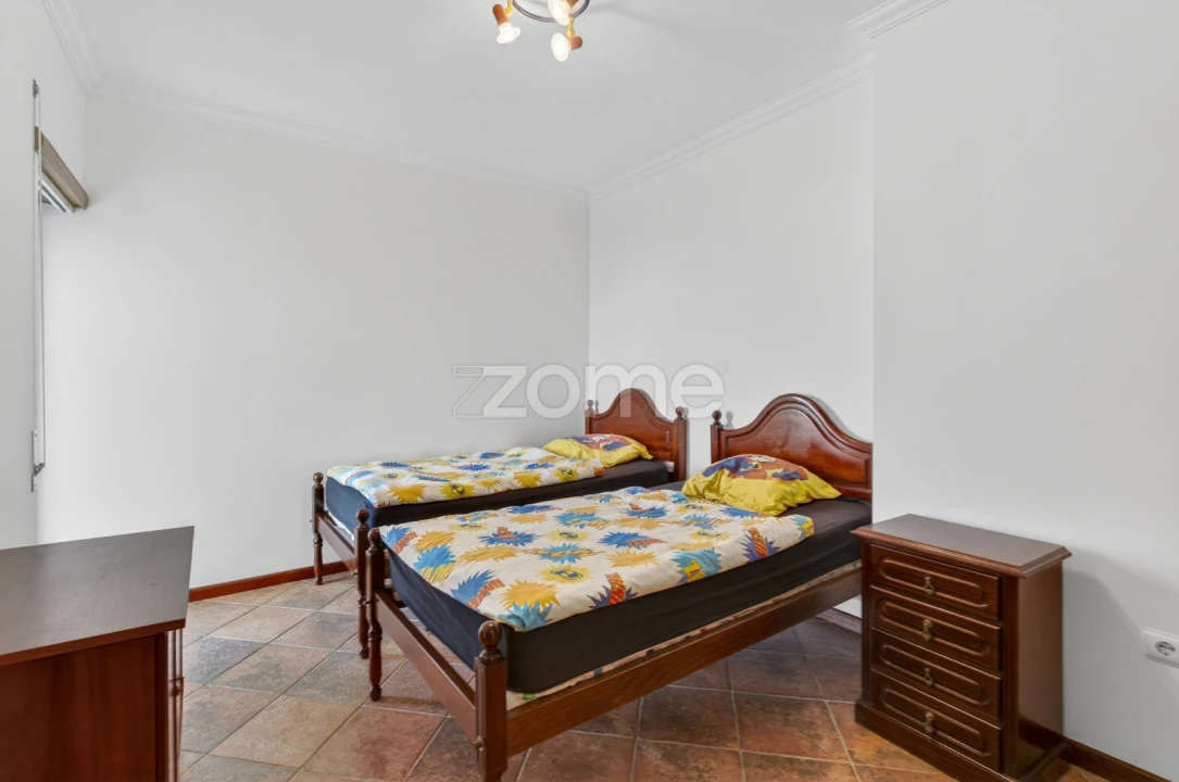Apartamento T3 para Venda em Nazare Foto 12
