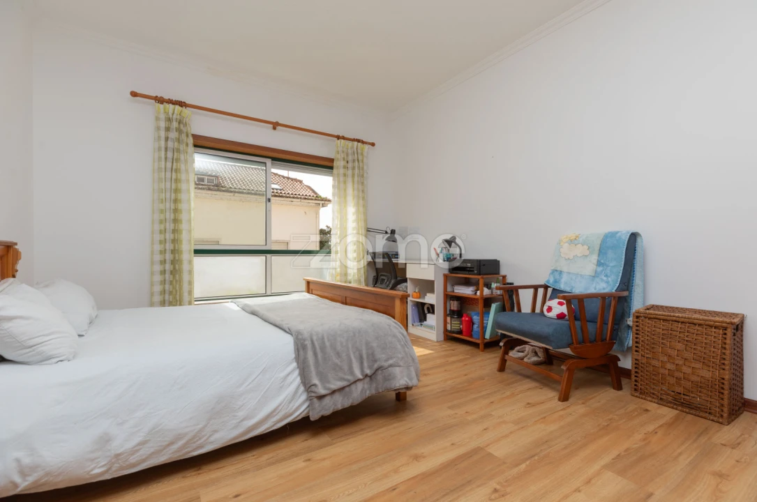 Moradia T5 para Venda em Sé Nova, Santa Cruz, Almedina e São Bartolomeu Foto 23