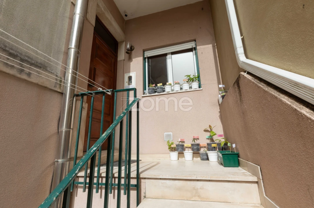 Moradia T5 para Venda em Sé Nova, Santa Cruz, Almedina e São Bartolomeu Foto 33