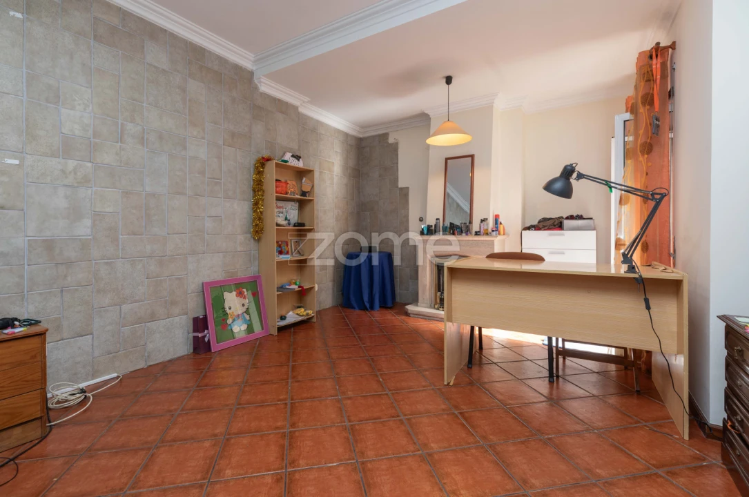 Moradia T5 para Venda em Sé Nova, Santa Cruz, Almedina e São Bartolomeu Foto 36