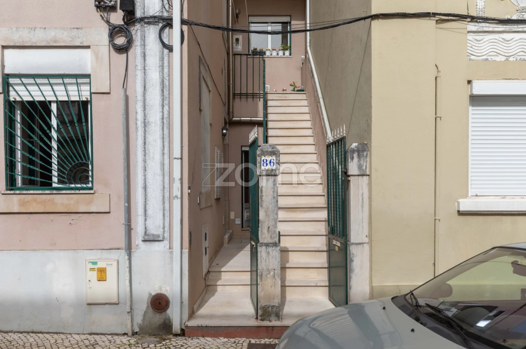 Moradia T5 para Venda em Sé Nova, Santa Cruz, Almedina e São Bartolomeu Foto 46