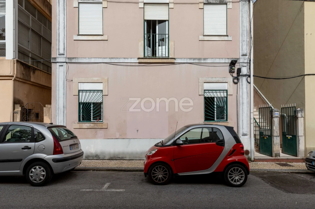 Moradia T5 para Venda em Sé Nova, Santa Cruz, Almedina e São Bartolomeu Foto 48