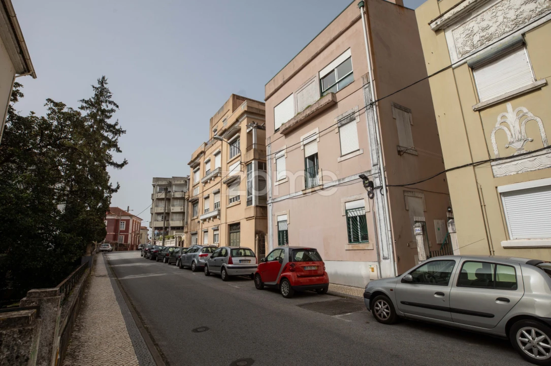 Moradia T5 para Venda em Sé Nova, Santa Cruz, Almedina e São Bartolomeu Foto 52