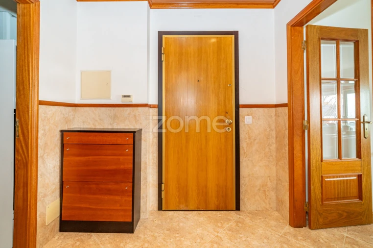 Apartamento T3 para Venda em Buarcos Foto 5