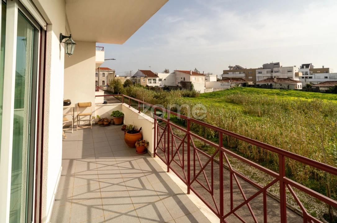 Apartamento T3 para Venda em Buarcos Foto 17