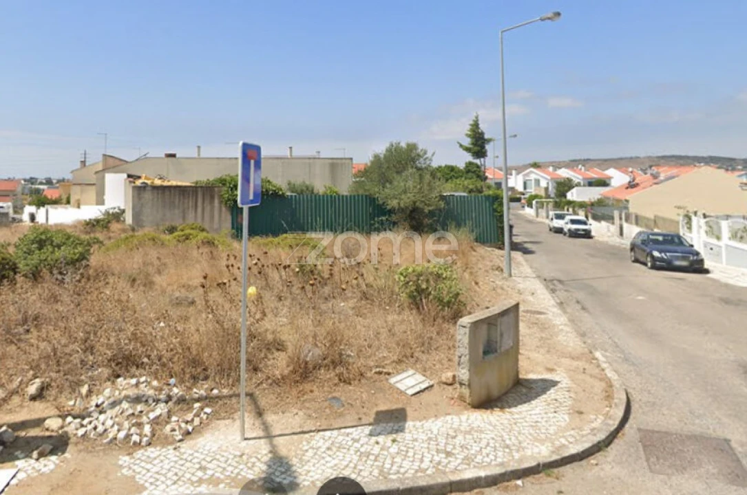 Terreno para Venda em São Domingos de Rana Foto 4