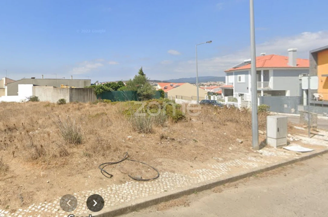 Terreno para Venda em São Domingos de Rana Foto 2