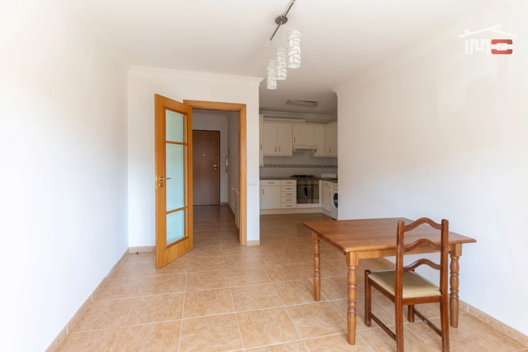Apartamento T1 para Arrendamento em Leiria, Pousos, Barreira e Cortes Foto 6