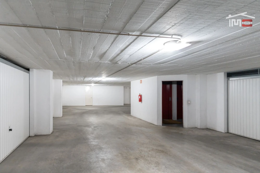 Apartamento T1 para Arrendamento em Leiria, Pousos, Barreira e Cortes Foto 15