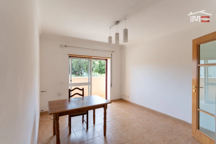 Apartamento T1 para Arrendamento em Leiria, Pousos, Barreira e Cortes Foto 5