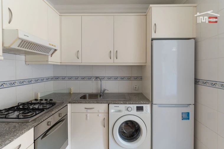 Apartamento T1 para Arrendamento em Leiria, Pousos, Barreira e Cortes Foto 2