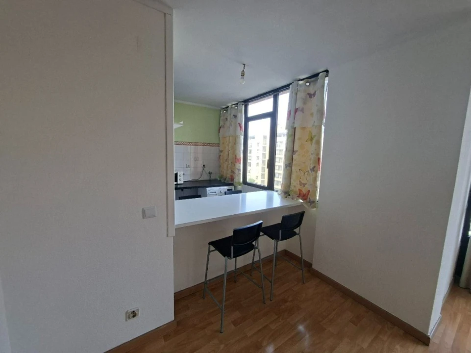 Apartamento T1 para Arrendamento em Massamá e Monte Abraão Foto 4