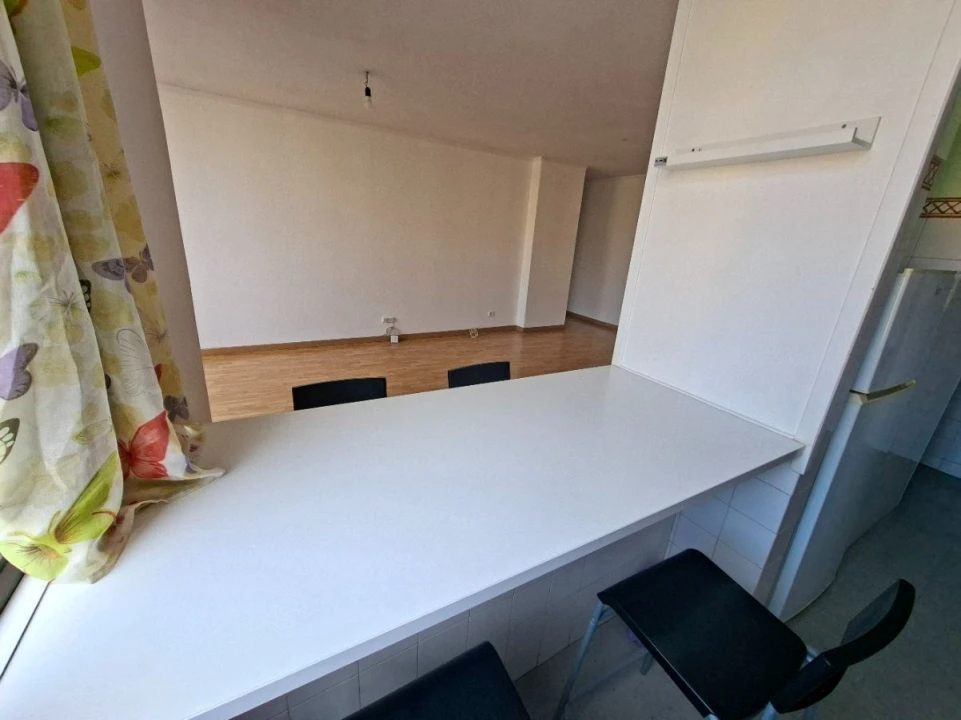 Apartamento T1 para Arrendamento em Massamá e Monte Abraão Foto 23