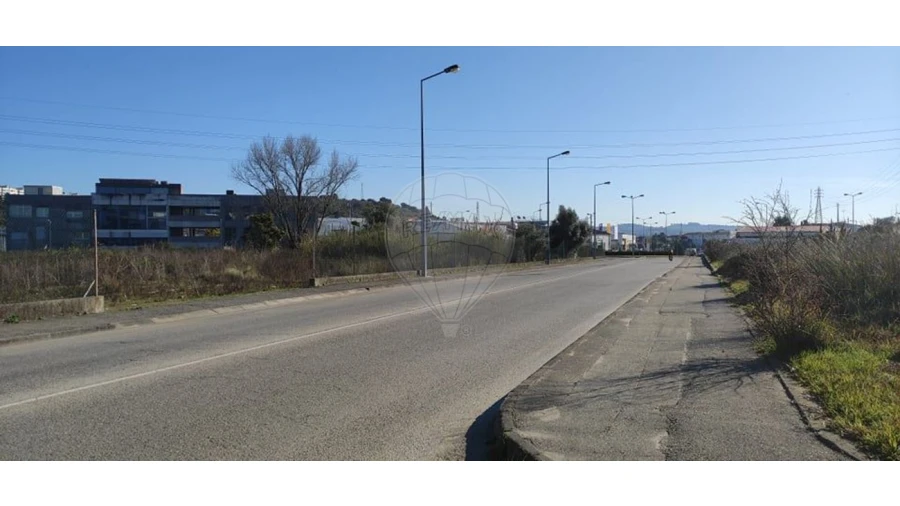 Terreno para Venda em Eiras e São Paulo de Frades Foto 2