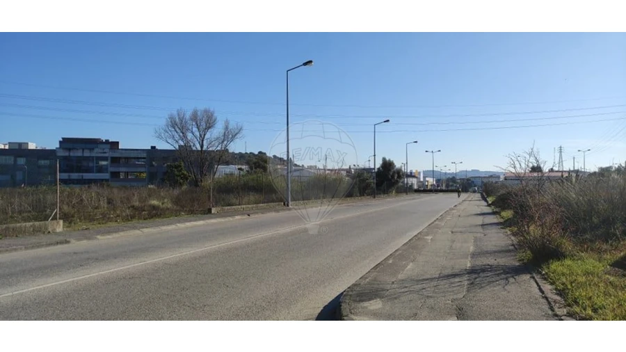 Terreno para Venda em Eiras e São Paulo de Frades Foto 11