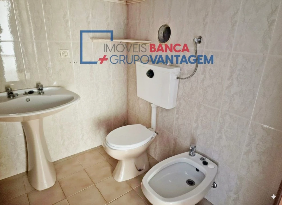 Apartamento T1 para Venda em Mafamude e Vilar do Paraíso Foto 15