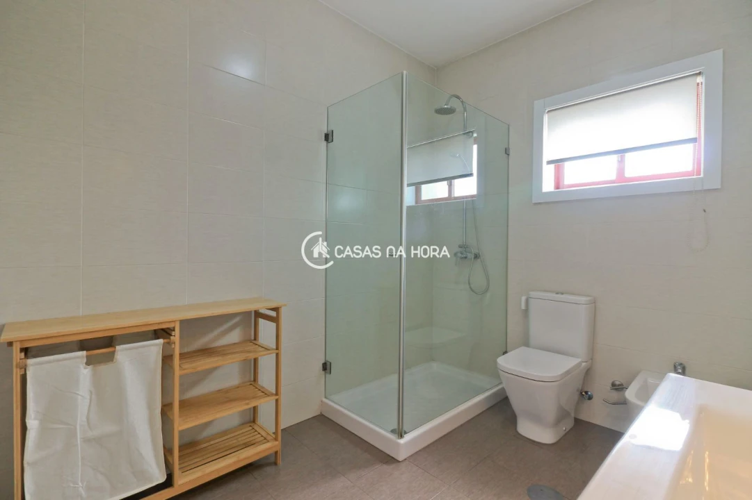 Apartamento T2 para Arrendamento em Cidade da Maia Foto 17