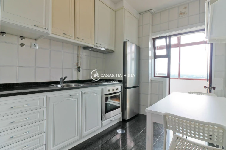 Apartamento T2 para Arrendamento em Cidade da Maia Foto 15