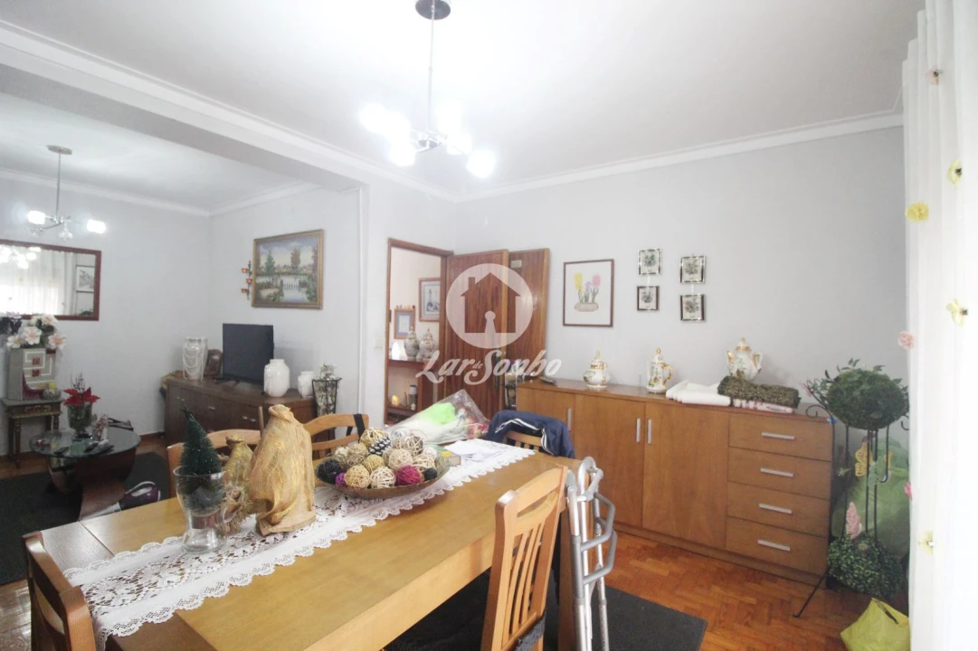 Apartamento T2 para Venda em Fânzeres e São Pedro da Cova Foto 7