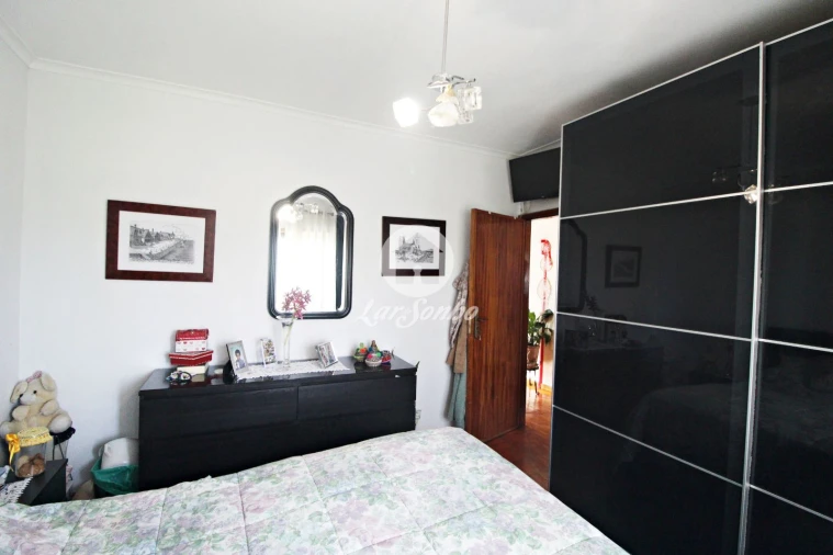 Apartamento T2 para Venda em Fânzeres e São Pedro da Cova Foto 12