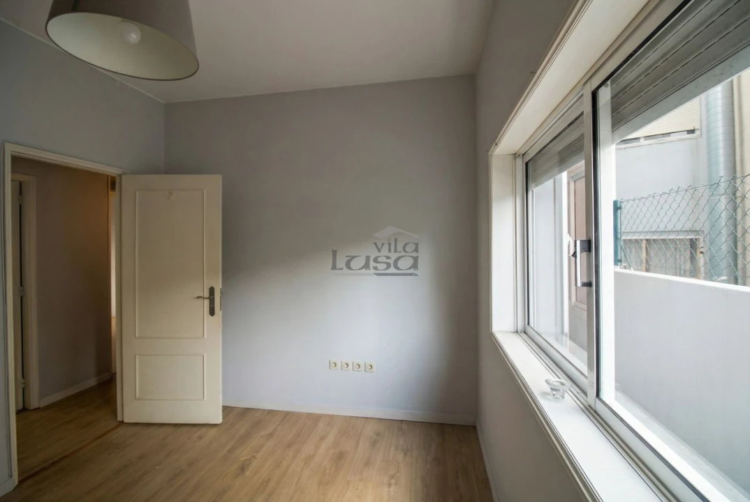 Apartamento T3 para Arrendamento em Mafamude e Vilar do Paraíso Foto 16