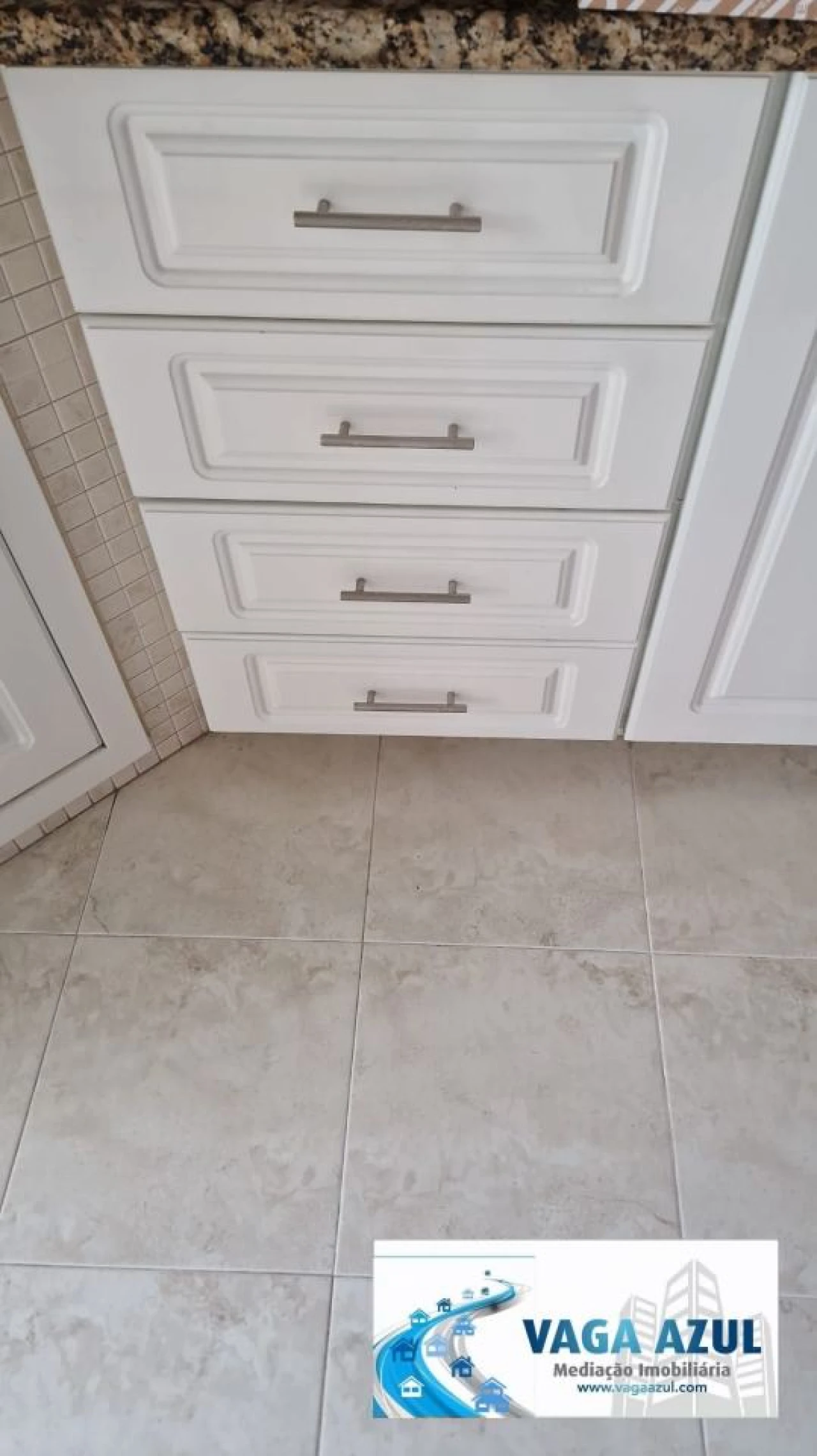 Quarto para Arrendamento em Paranhos Foto 14