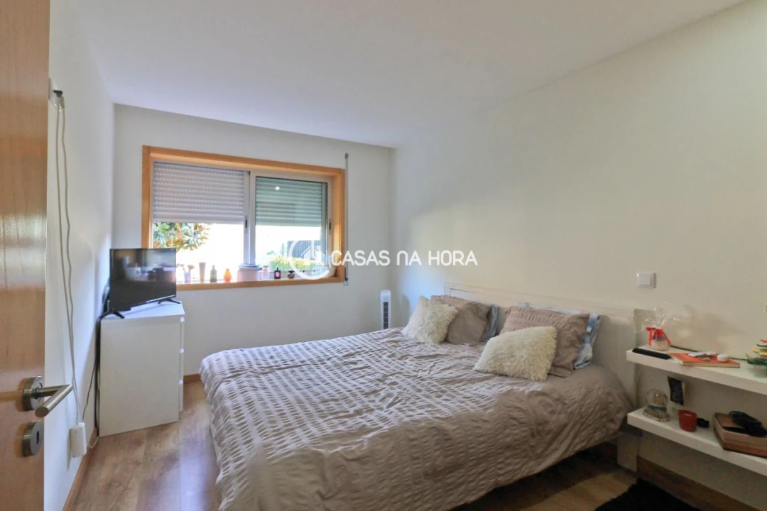 Apartamento T2 para Arrendamento em São Mamede de Infesta e Senhora da Hora Foto 17