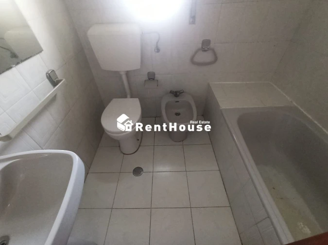 Apartamento T2 para Arrendamento em Tavarede Foto 6