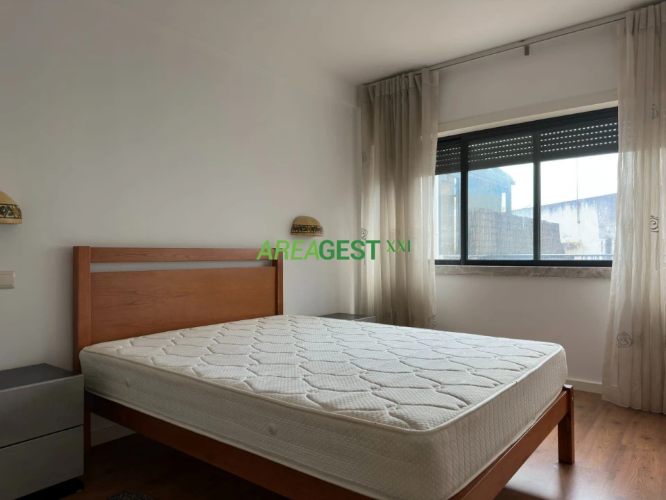 Apartamento T2 para Arrendamento em Arroios Foto 5