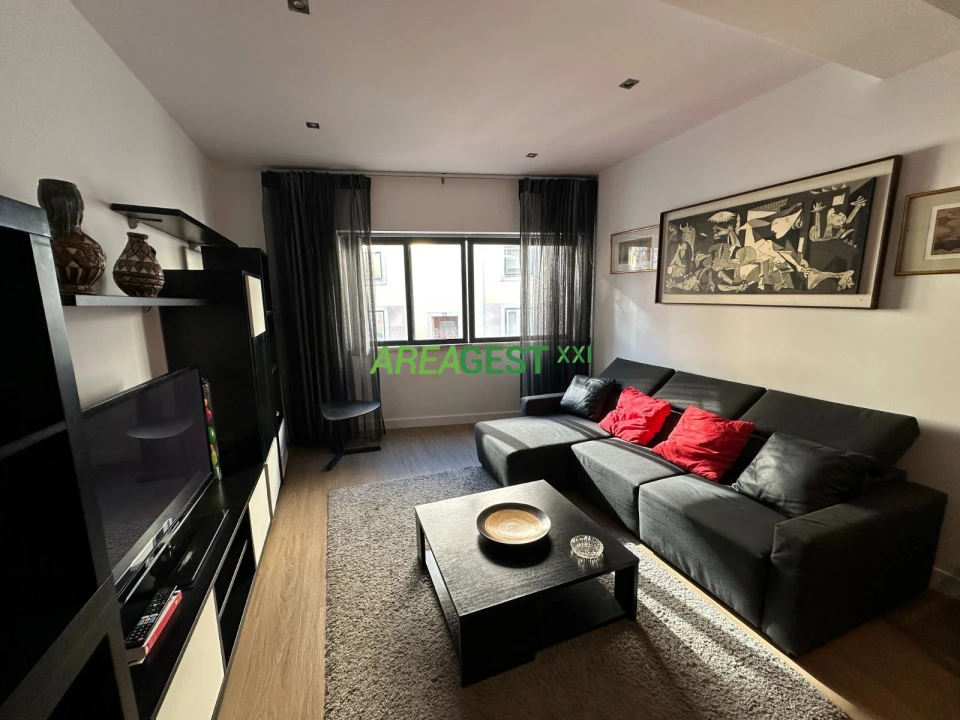 Apartamento T2 para Arrendamento em Arroios Foto 14