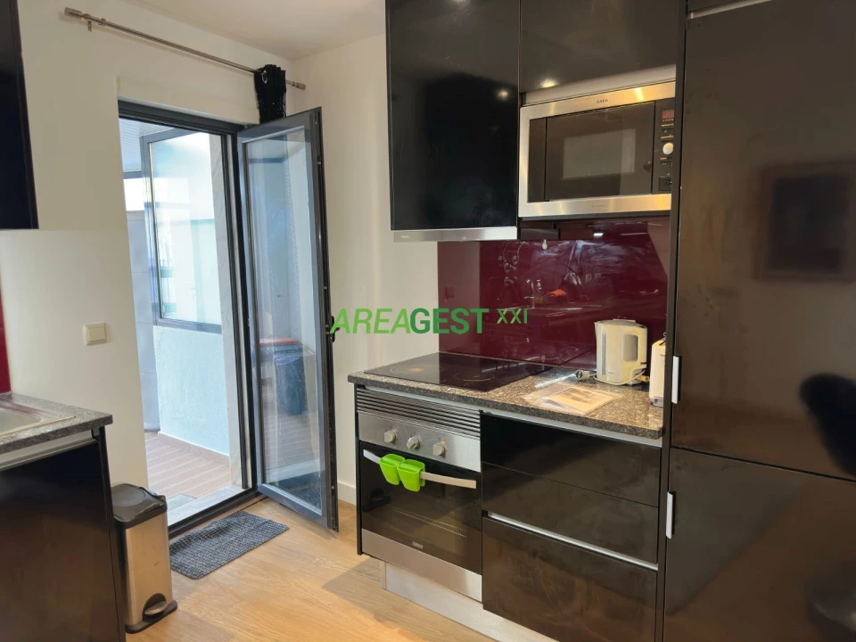 Apartamento T2 para Arrendamento em Arroios Foto 16