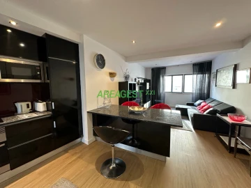Apartamento T2 para Arrendamento em Arroios