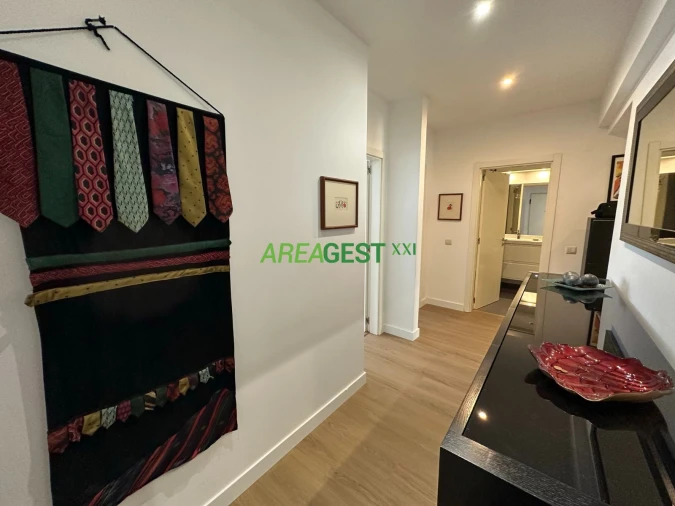 Apartamento T2 para Arrendamento em Arroios Foto 3