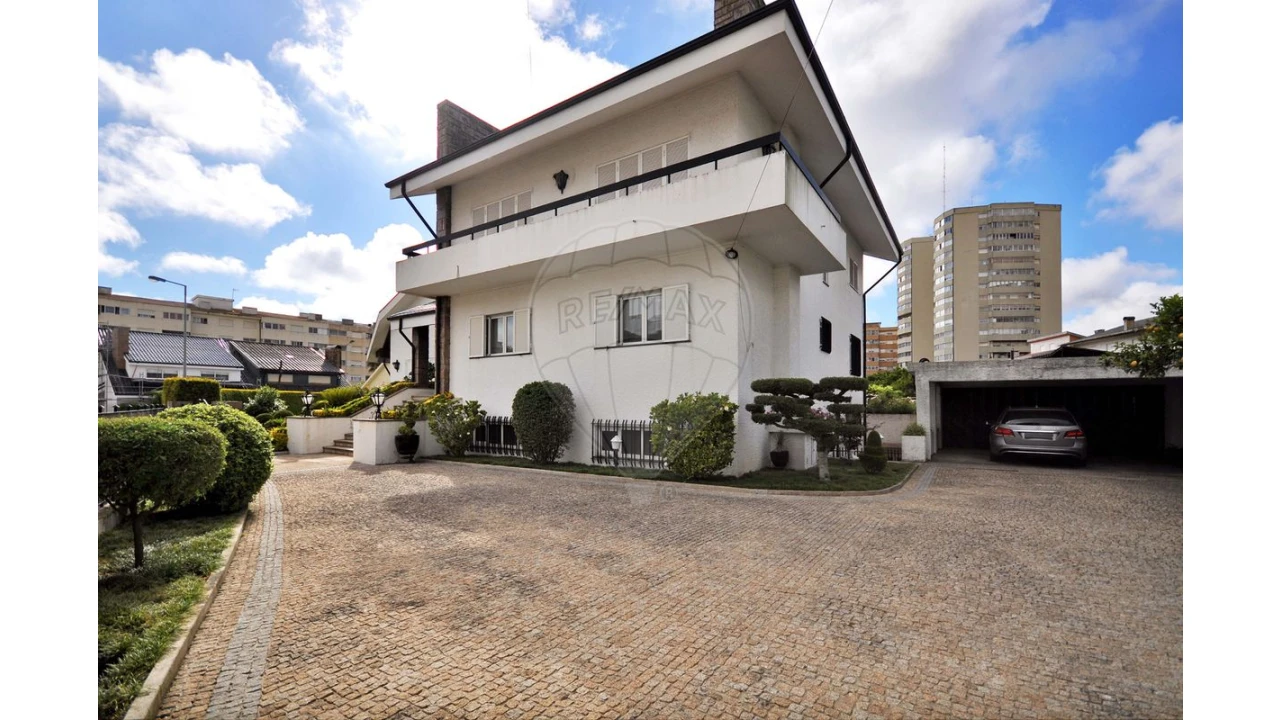 Moradia T7 para Venda em São Mamede de Infesta e Senhora da Hora Foto 34