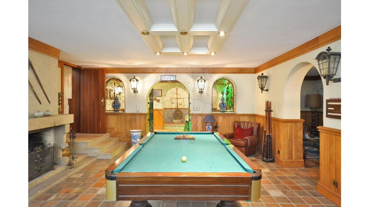 Moradia T7 para Venda em São Mamede de Infesta e Senhora da Hora Foto 18